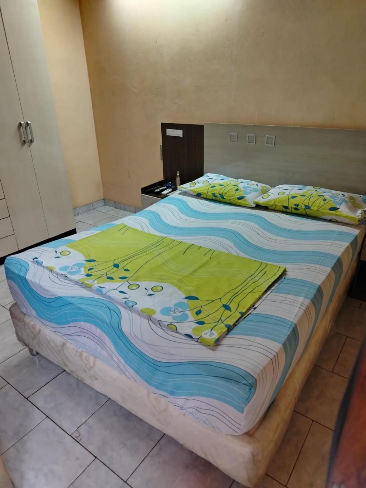 Habitacion En Casa Zona Асунсьон Экстерьер фото